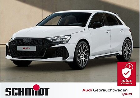 Audi RS3 Sportback Schalensitze Carbon Spoiler Matrix