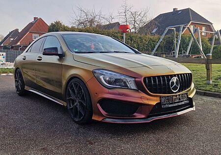 Mercedes-Benz CLA 180 - AMG Optik
