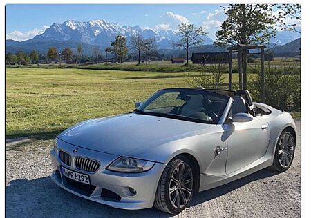 BMW Z4 Roadster 3.0si - M-Paket (Innen & Außen)