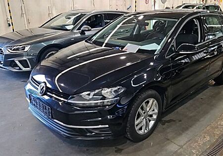 VW Golf Volkswagen VII Lim.2.0TDI Comfortline/Navi/10800netto