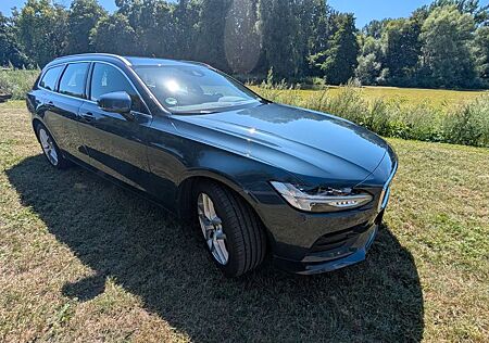 Volvo V90 D3 AWD Momentum Geartronic
