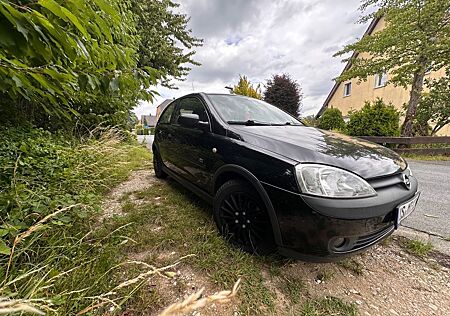 Opel Corsa 1.2 16V Sport Sport