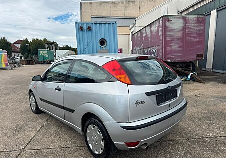 Ford Focus Automatik | 1. Hand . | TÜV neu |