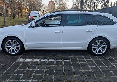 Skoda Superb 1.8 TSI Ambition Combi Ambition