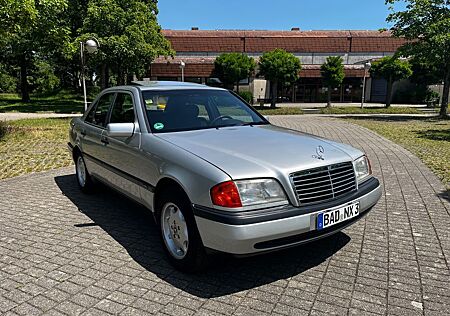 Mercedes-Benz C 180 W202 Classic