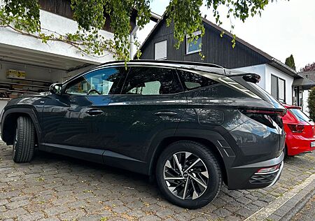 Hyundai Tucson 1.6 T-GDI 132kW 48V Trend Trend