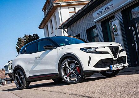 Alfa Romeo Junior Elettrica 280 PS Veloce Sport+Technpaket