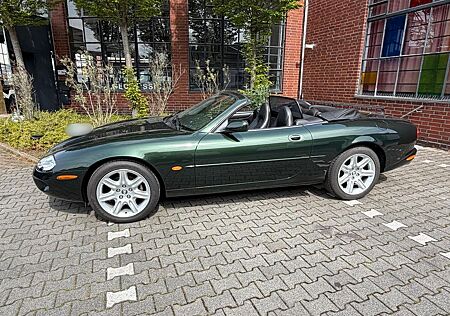 Jaguar XK8 Cabrio 4.0 V8