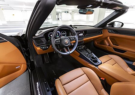 Porsche 992 Targa 4GTS Carbon|Clubl|Sitzl|Lift|Inno|Matr