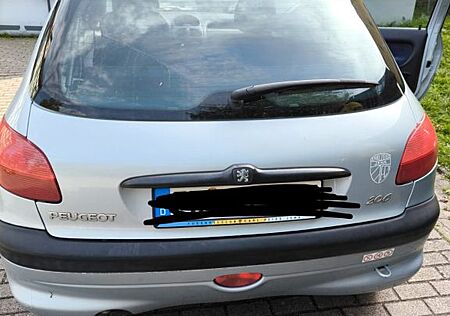 Peugeot 206