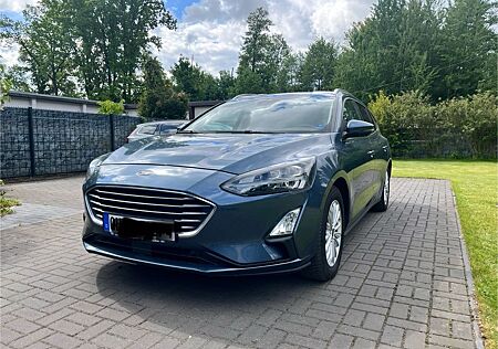 Ford Focus 1,0 EcoBoost 92kW AHK, Kamera, Allwetter