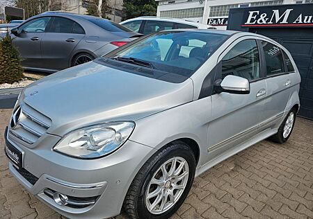Mercedes-Benz B 200 B 200CDI Automatik*SPORTPAKET*NAVI*XENON*PDC*SHZ