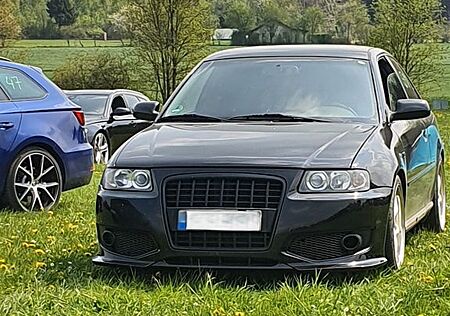 Audi A3 1.8T 132kW Ambiente Ambiente