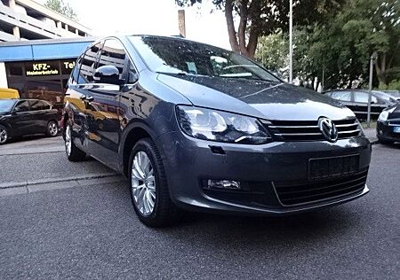 VW Sharan Volkswagen 125 KW Style,Automatik,Xenon,Panorama,PDC