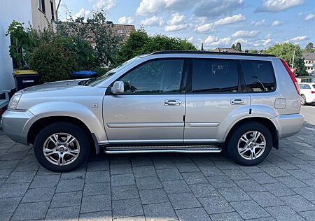 Nissan X-Trail 4x4 Elegance 2.5 Elegance