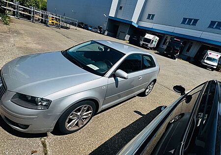 Audi A3 1.6 FSI Attraction Attraction