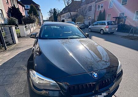 BMW 530d Touring A -