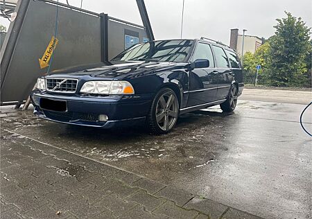 Volvo V70 R Schaltgetriebe Frontantrieb