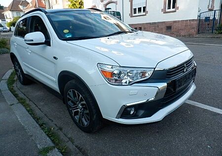 Mitsubishi ASX Top 4WD Diamant ,Xenon,Leder