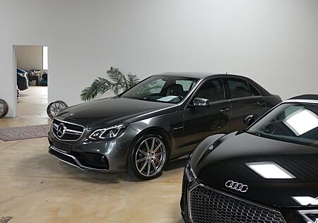 Mercedes-Benz E 53 AMG Lim. 4Matic+/Dynamic+Track Package/1.Hd