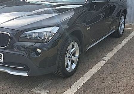 BMW X1 xDrive20d. Vollausstattung. TÜV bis 2027. TOP