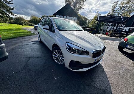 BMW 2er 225 Active Tourer 225xe iPerformance Steptro...