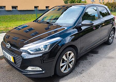 Hyundai i20 Top ausgestatteter 1.2 aus 1.Hand