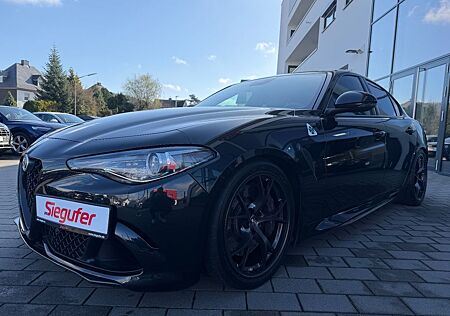 Alfa Romeo Giulia Quadrifoglio/Harmann Kardon Sound/R-Kam
