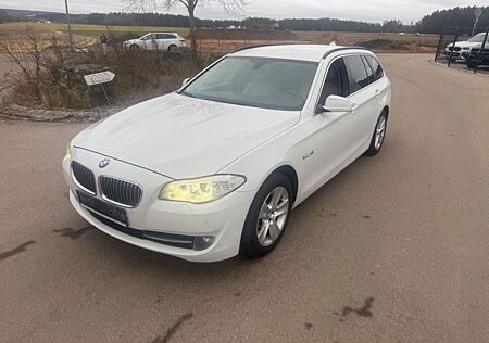 BMW 525d Touring *Leder*Xenon*SHZ*AHK*