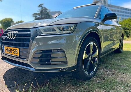 Audi SQ5 Q5 3.0 TFSI Quattro ,Quantum Gray Pano