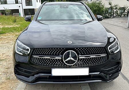 Mercedes-Benz GLC 220 d 4MATIC, AMG Line, Automatic