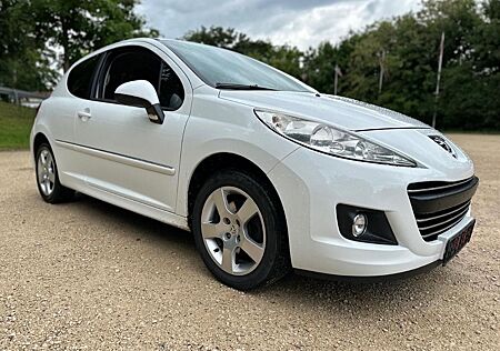 Peugeot 207 Premium/ AHK/PDC/ HU NEU