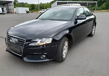 Audi A4 1.8 multitronic / Automatik