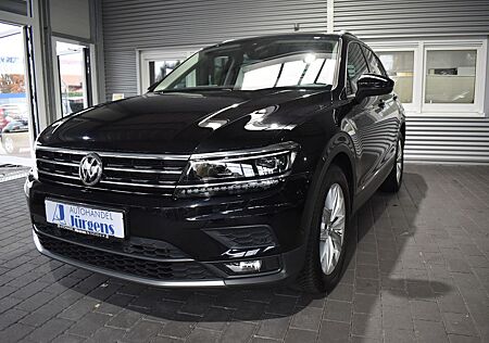 VW Tiguan Volkswagen Comfortline 1,5TSI DSG/AHK/STHZ/RFK/LED