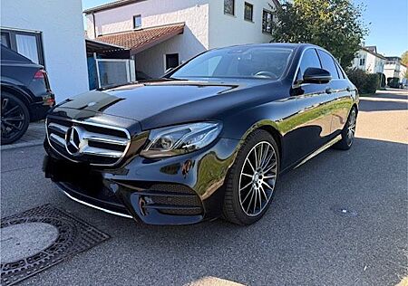 Mercedes-Benz E 220 d AMG Line Autom.