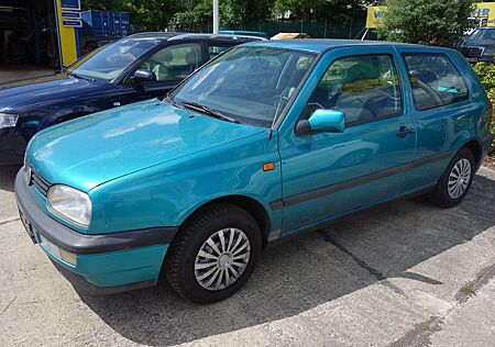 VW Golf Volkswagen III 1.8 55kW Savoy Klima 2.Hand