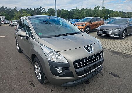 Peugeot 3008 Premium 1.6 HDI Automatik Klimaaut. Pano
