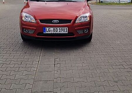 Ford Focus 1,6 Ambiente Ambiente