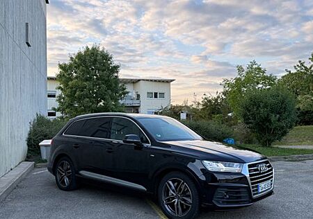 Audi Q7 3.0 TDI S-line, Matrix, Head-Up, Nachtsicht 7