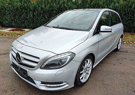 Mercedes-Benz B 180 BlueEFFICIENCY -Klimaautomatik Sitzheizung