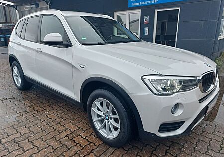 BMW X3 xDrive20d Advantage Navi Leder AHK Xenon