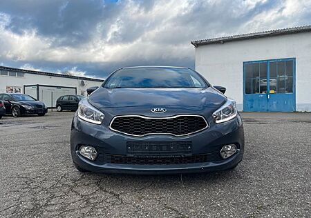 Kia Cee'd / Ceed