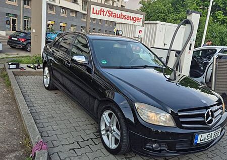 Mercedes-Benz 220 CDI