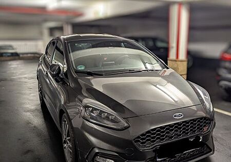 Ford Fiesta ST Werksgarantie Navi LED Fahrerassistenz