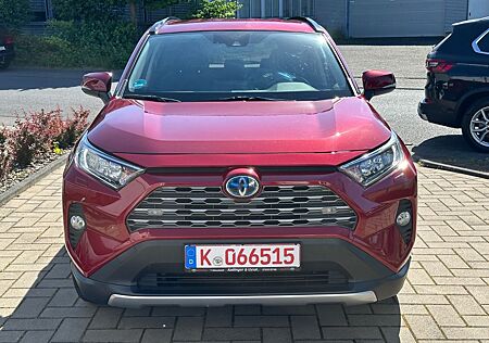 Toyota RAV 4 2.5 Hybrid 4x4 Club