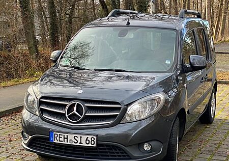 Mercedes-Benz Citan 111 CDI grau Metallic Tourer Edition
