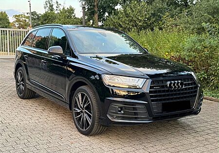Audi Q7 3.0 TDI Quattro S-Line Matrix AHK Digital