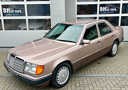 Mercedes-Benz 320 W124 Perfekter Traum Zustand 320E Oldtimer