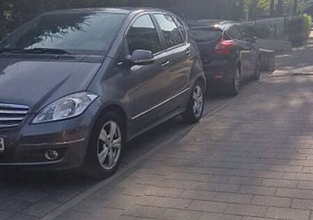 Mercedes-Benz A 160 AVANTGARDE BlueEFFICIENCY AVANTGARDE