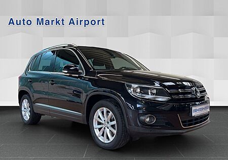 VW Tiguan Volkswagen Lounge Sport & Style BMT 1.HAND NAVI AHK!